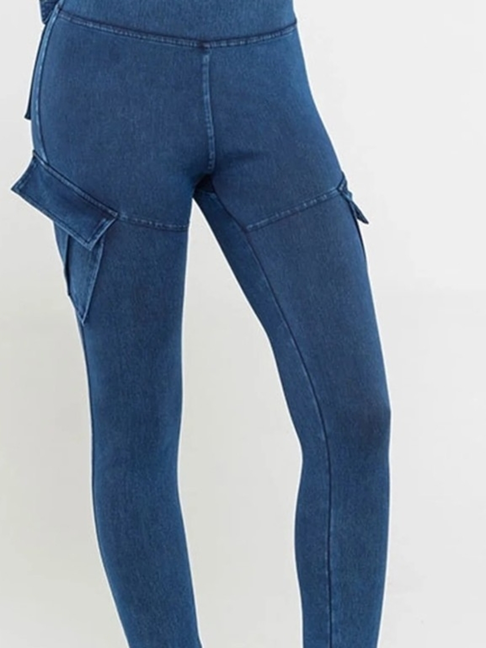 High-Rise Blue Cargo Skinny Jeans - Women's